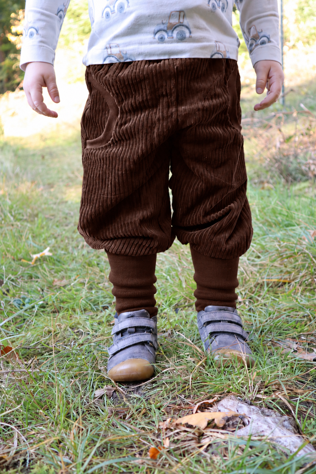 Cordhose schokoladenbraun